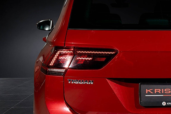 Volkswagen Tiguan 8 of 30