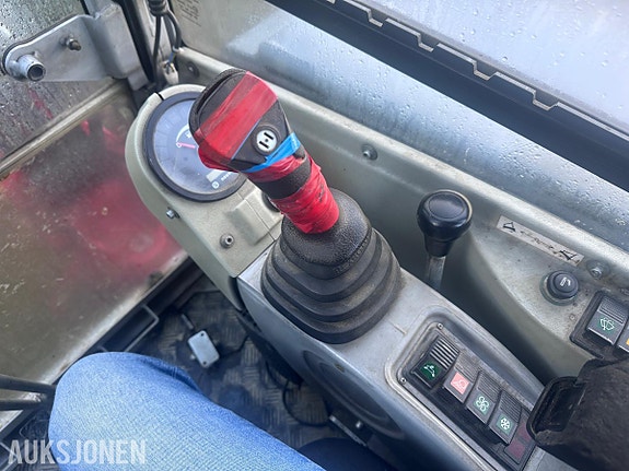 Neuson 38Z3 beltegraver 15 of 19