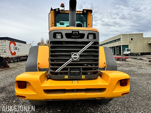 Volvo L70 F 10 of 30