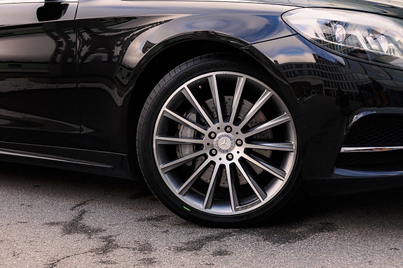 Mercedes-Benz S 500 5 of 30