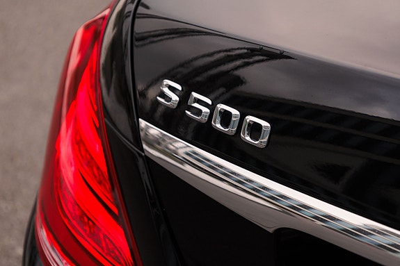 Mercedes-Benz S 500 26 of 30
