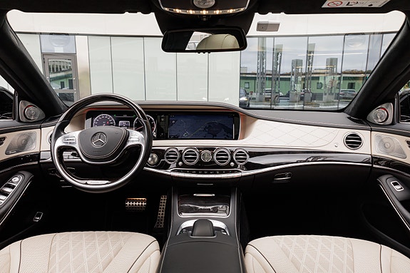 Mercedes-Benz S 500 28 of 30