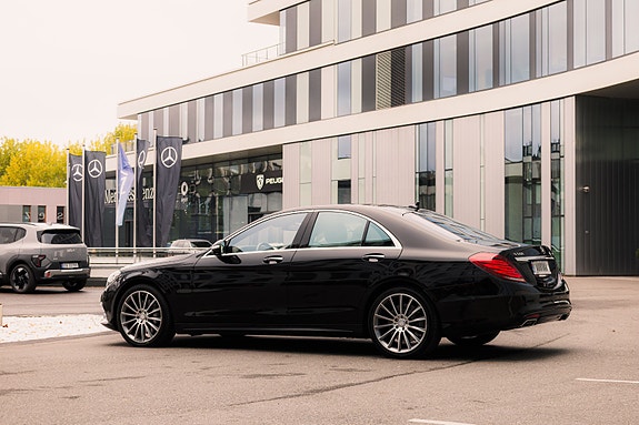 Mercedes-Benz S 500 17 of 30