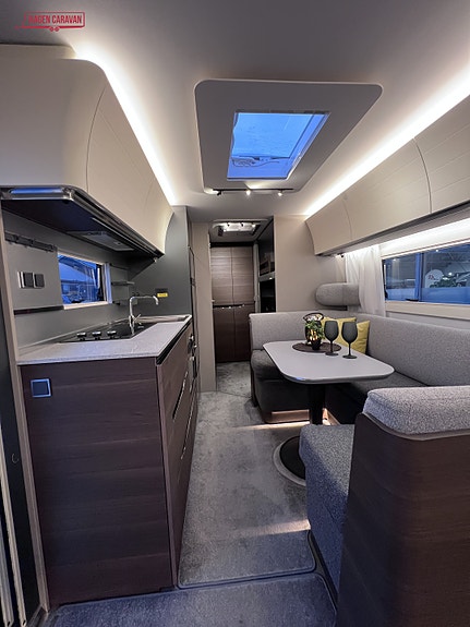 Adria Alpina 663 PT 10 of 21
