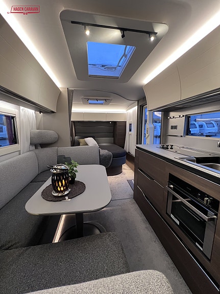 Adria Alpina 663 PT 20 of 21