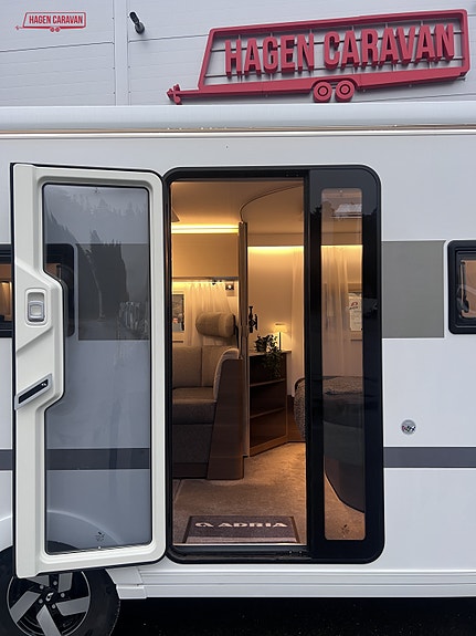 Adria Alpina 663 PT 6 of 21