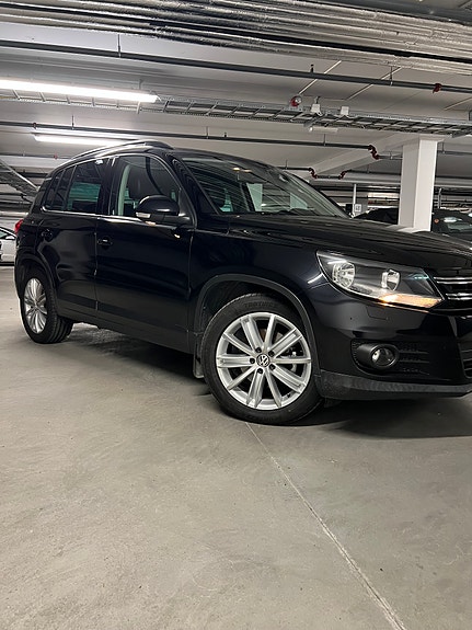 Volkswagen Tiguan 12 of 30
