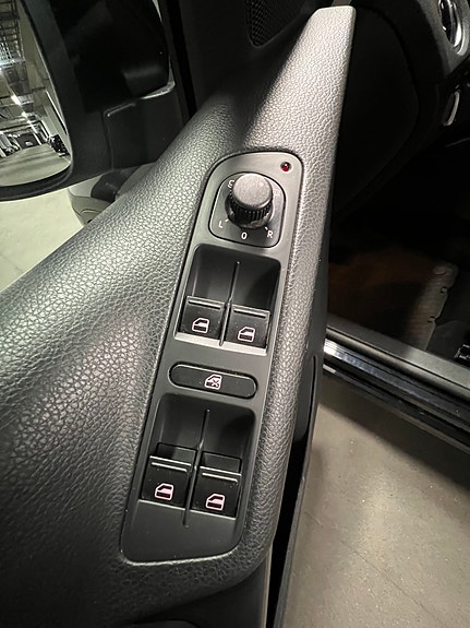 Volkswagen Tiguan 29 of 30