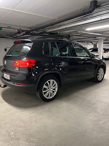 Volkswagen Tiguan 5 of 30