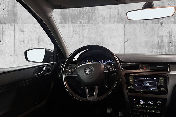 Skoda Rapid 14 of 19