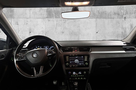 Skoda Rapid 12 of 19
