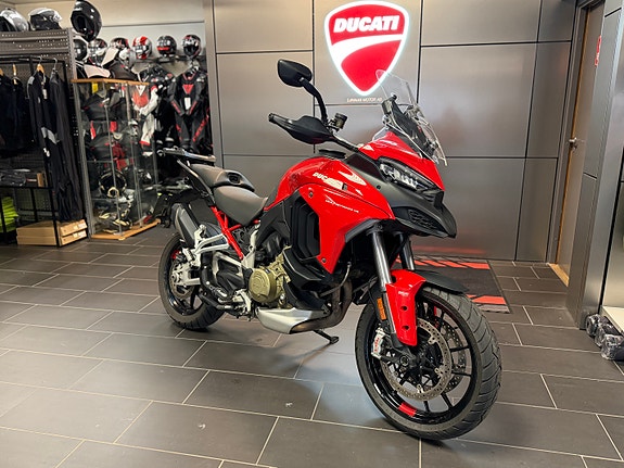 Ducati Multistrada V4S 2 of 13