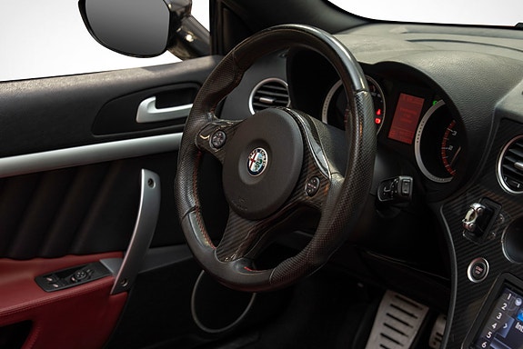 Alfa Romeo Spider 28 of 30
