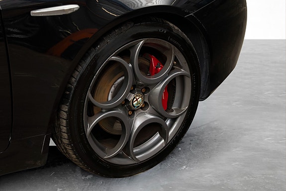 Alfa Romeo Spider 10 of 30