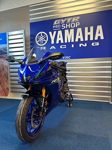 Yamaha R7 2026 – Ink Øhrlins 2 of 19
