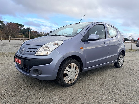 Nissan Pixo