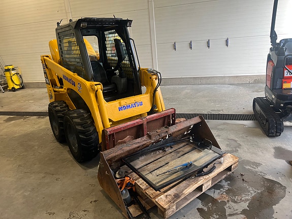 Komatsu SK714 29 of 29