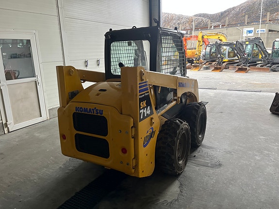 Komatsu SK714 3 of 29