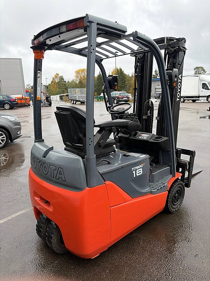 Toyota 8FBEKT18 strøken 3 of 14