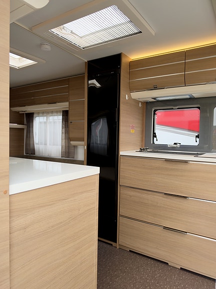 Adria ADORA 572 UT  – VELDIG VELHOLDT! ALDE, ELEKTRISK GULVVARME OG MOVER 4 of 30