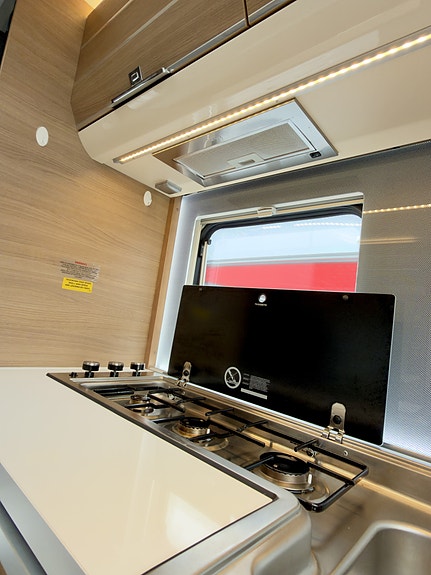Adria ADORA 572 UT  – VELDIG VELHOLDT! ALDE, ELEKTRISK GULVVARME OG MOVER 11 of 30
