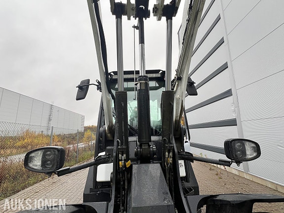 Bobcat L95 hydrauliske gaffler, lite timer! 26 of 30