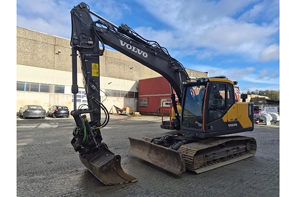 Volvo EC140EL 5 of 9