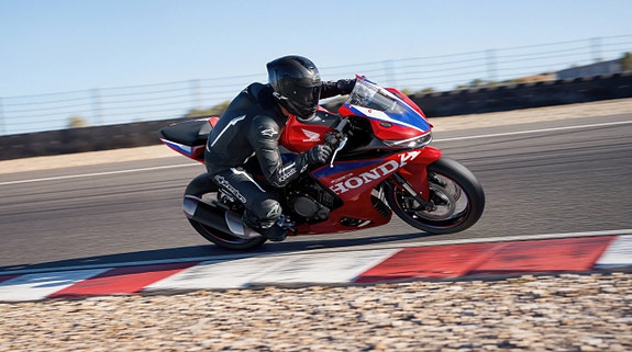 Honda CBR500R Four **2027 NYHET** Forhåndsbestill nå! 11 of 18