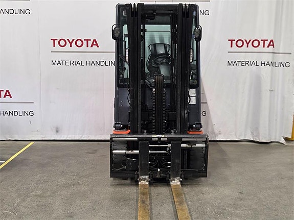 Toyota 8FBMKT25 3 of 4