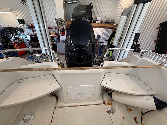 Finnmaster 61 CA 2009 med Suzuki DF150AP 2022 modell 12 of 12