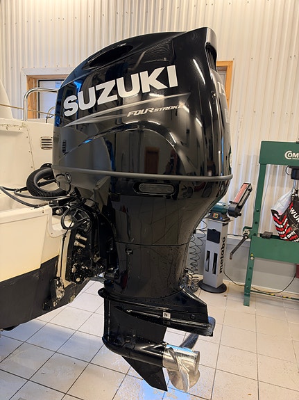 Finnmaster 61 CA 2009 med Suzuki DF150AP 2022 modell 5 of 12