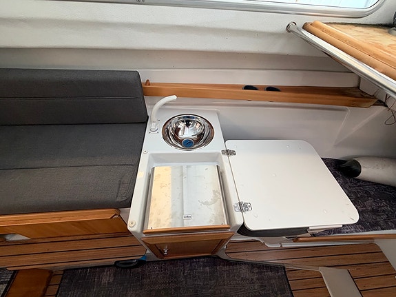 Finnmaster 61 CA 2009 med Suzuki DF150AP 2022 modell 8 of 12