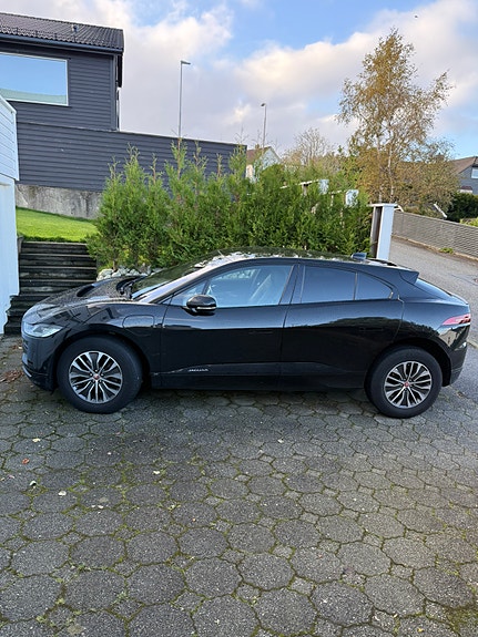 Jaguar I-PACE