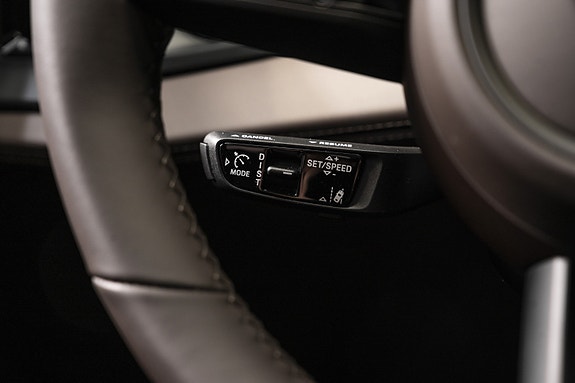 Porsche Cayenne 30 of 30