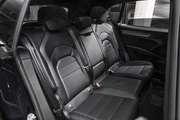 Porsche Cayenne 19 of 30