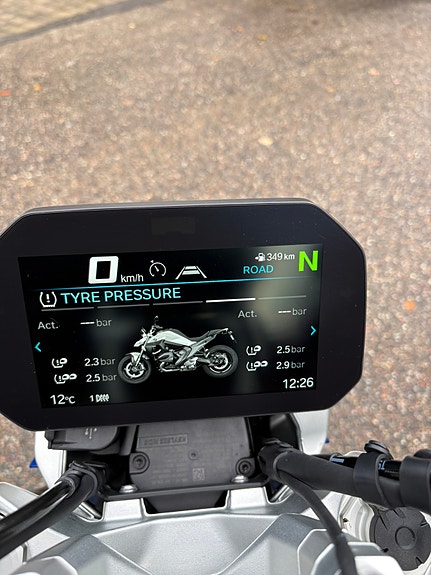 BMW R 1300 R med mye utstyr 19 of 27
