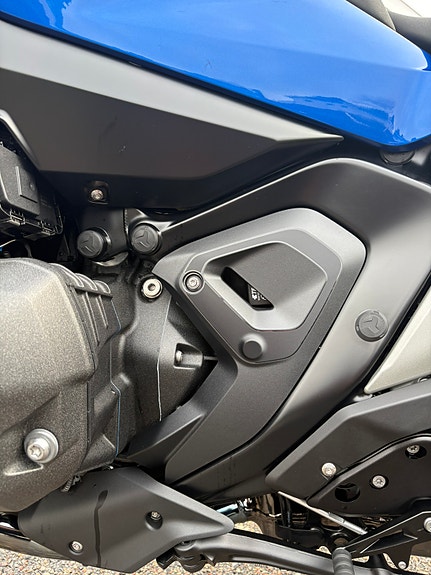 BMW R 1300 R med mye utstyr 14 of 27