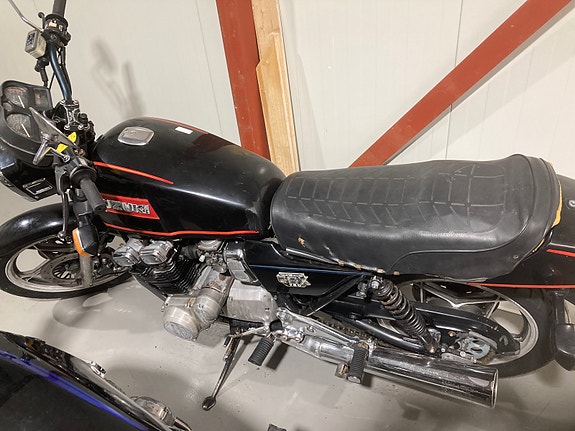 Suzuki GSX750 6 of 8
