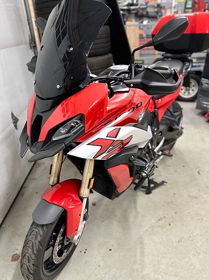 BMW S 1000 XR 6 of 10