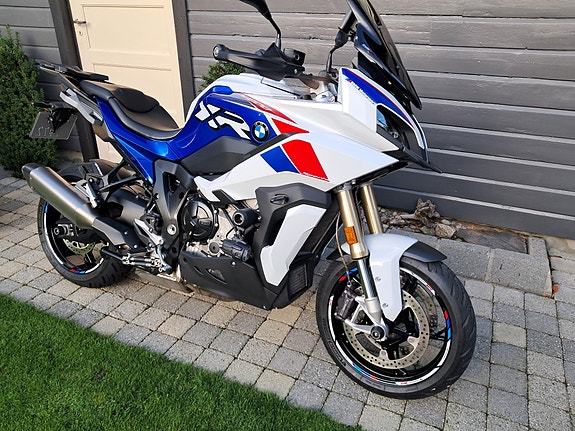 BMW S 1000 XR 3 of 7