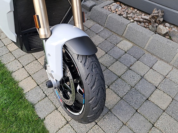 BMW S 1000 XR 7 of 7