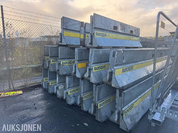 Andre Safepass Trafikkbarriere – Road Barrier 2 of 9
