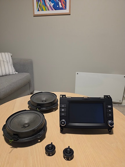 Pioneer Bilstereo + Høyttalere