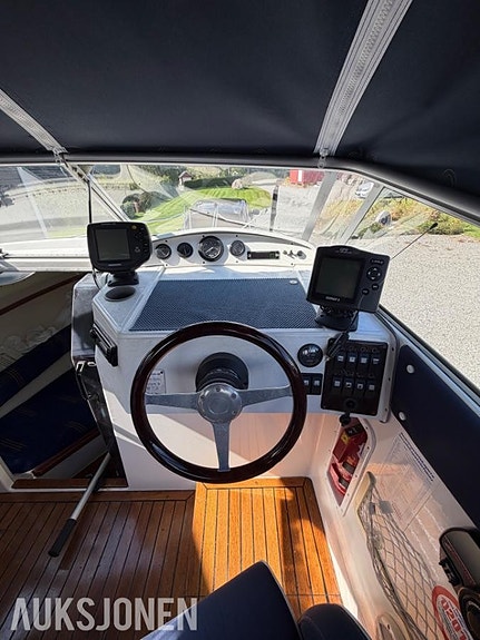 2002 Nor-Dan 610 båt – 21 fot – MerCruiser 1.7 Diesel – Henger 8 of 12