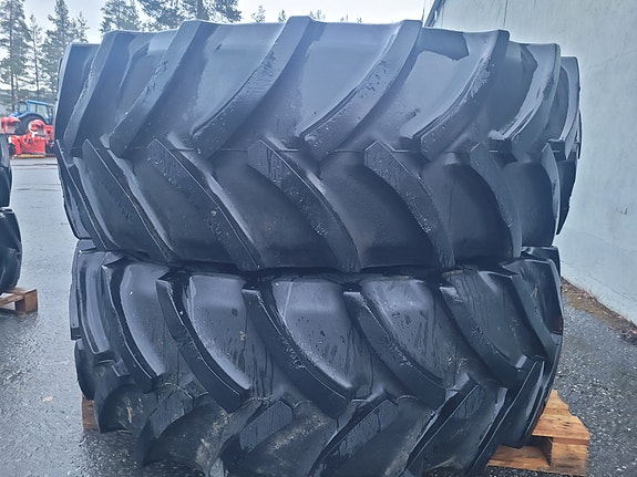 Mitas hjul på felg., kr 55 000,-