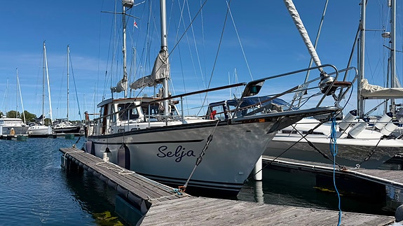 Nauticat 36 – 1985 - Motorseiler med ketchrigg - Mye oppgraderinger - Skipsreg 4 of 30