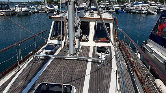 Nauticat 36 – 1985 - Motorseiler med ketchrigg - Mye oppgraderinger - Skipsreg 18 of 30