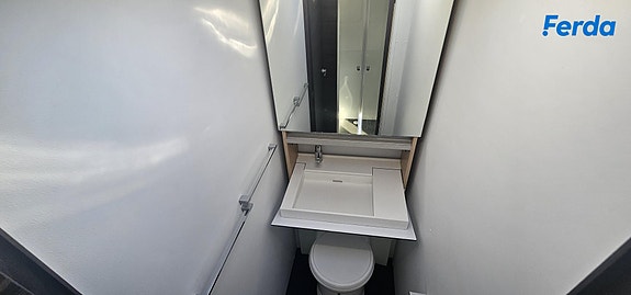 Adria Astella 704HP 17 of 23