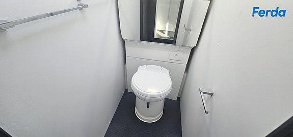 Adria Astella 704HP 15 of 23
