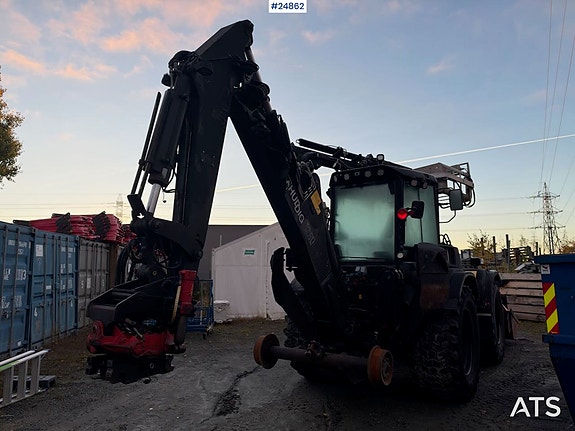 Huddig 1260B Traktorgraver m/ skinnehjul - 3 skuffer, tilt og mannskapskurv 9 of 30